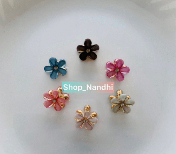 Cute Mini Daisy Hair Claws