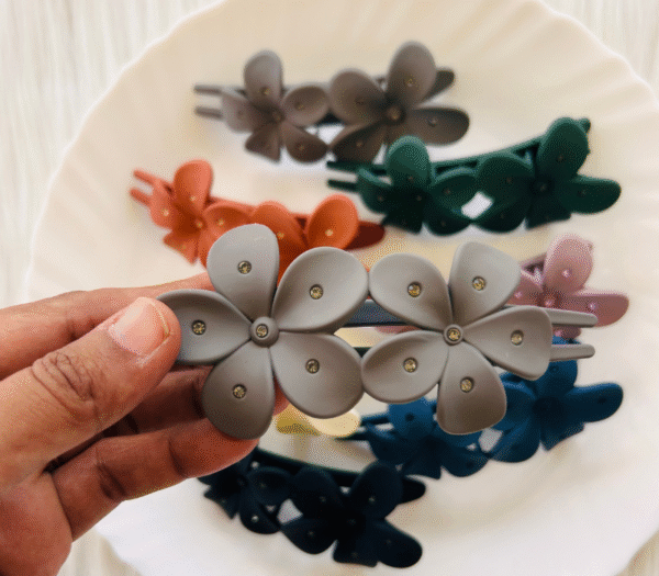 92 Flower Designed Hair Claw