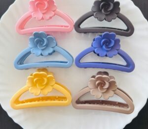 Flower Desinged Hair Clip