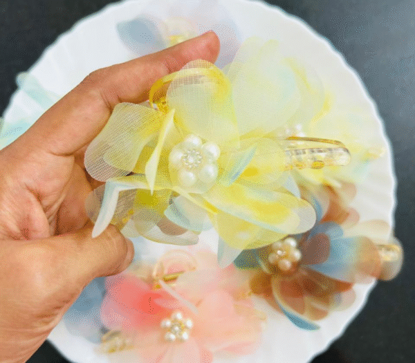 Big Size Multi Petals Hair Claw