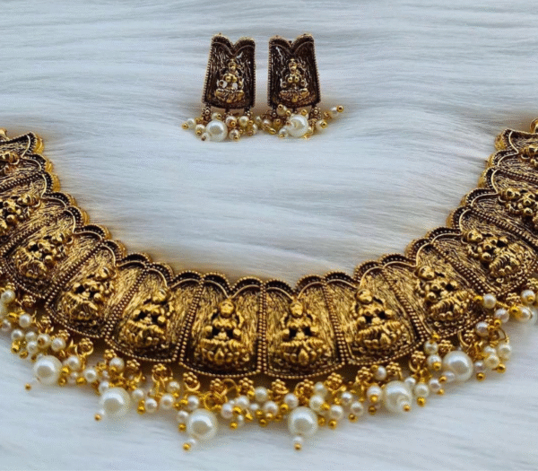 Antique Necklace with Earrings