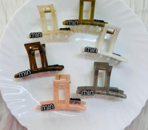 Big Size Korean Letter Print Hair Claw