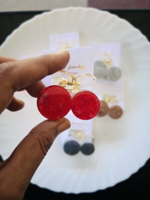 Medium Marble Print Classy Cherry Claws